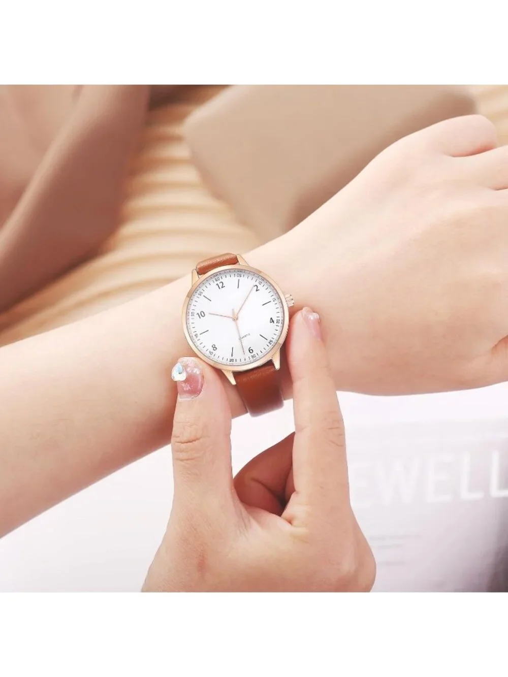 Women's Brown Analog Case Quartz Fashion Leather Mesh Strap Round Wrist Watch